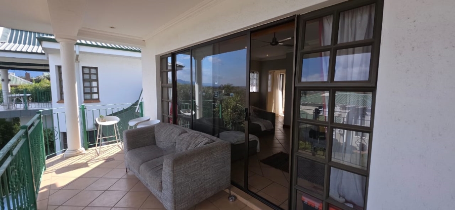 4 Bedroom Property for Sale in Caribbean Beach Club North West